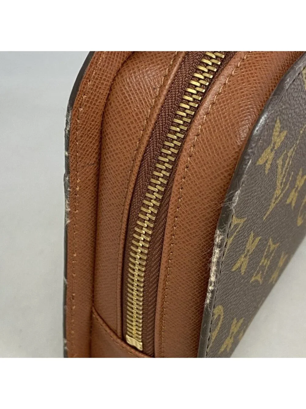 Louis Vuitton Clutch Monogram Brown